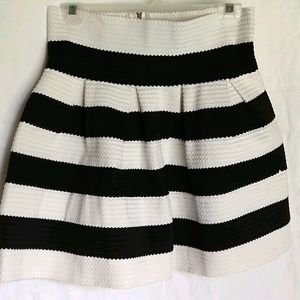 Boutique 💕Neslay design black & white skirt